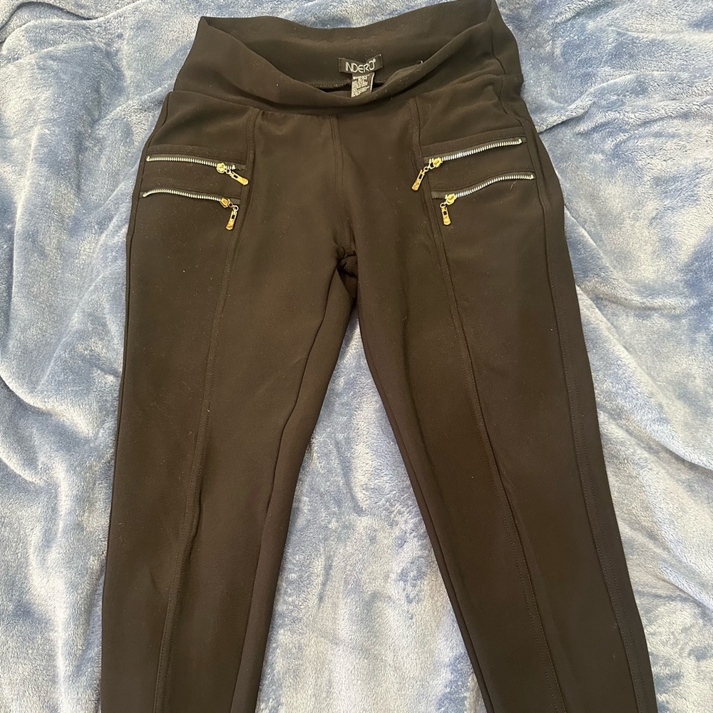 Indero Stylish Leggings with Gold Zippers